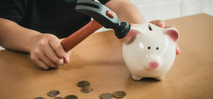 Бий скарбничку: в якому районі Львівщини найбільше боргують зарплати