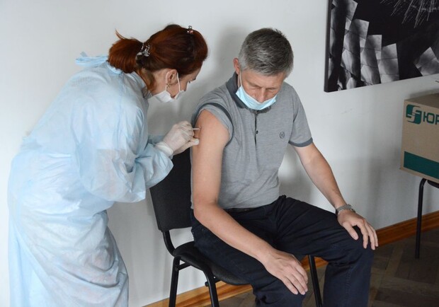 З 13 по 19 вересня у Львові щодня можна вакцинуватись від коронавірусу. Фото: Олександр Мазуренко