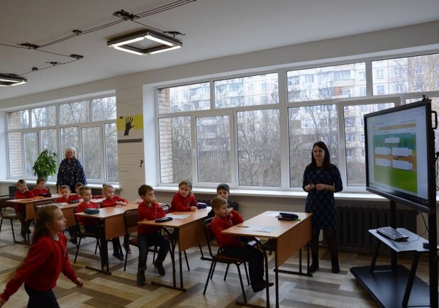 Взялися за розум: львівські вчителі почали масово вакцинуватися. Фото: Олександр Мазуренко