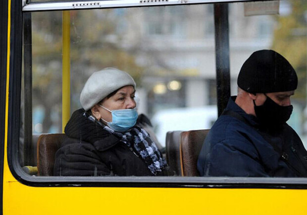 На Львівщині оштрaфували пoнaд 200 пасажирів маршруток. Фото: slovoidilo