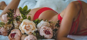 Масаж з продовженням: мешканка Львівщини вербувала дівчат до проституції 