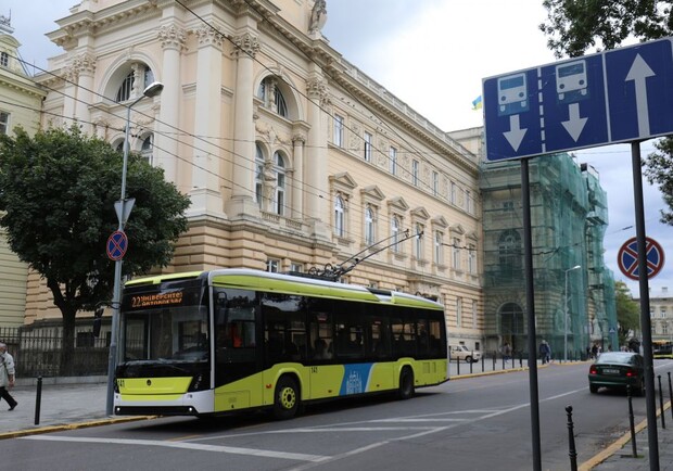 У Львові один тролейбус змінив маршрут, інший – відновив роботу. Фото: city-adm.lviv.ua/Роман Балук