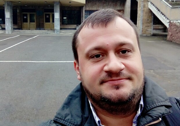 Залишилися дружина та двоє дітей: 38-річного заступника директора Львівського історичного музею знайшли мертвим. Фото: facebook.com/Юрко Сілецький