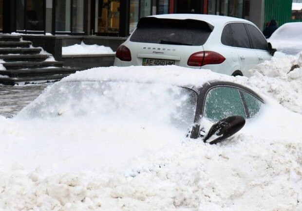 Керівники кількох львівських підприємств і компаній отримали догани за неприбраний сніг 