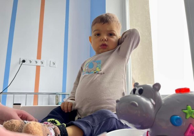 У львівській лікарні вперше в Україні пересадили печінку однорічному хлопчику 