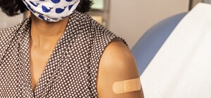 Вакцинація від коронавірусу: у чому різниця між бустерною та додатковою дозами, та за яку з них платять