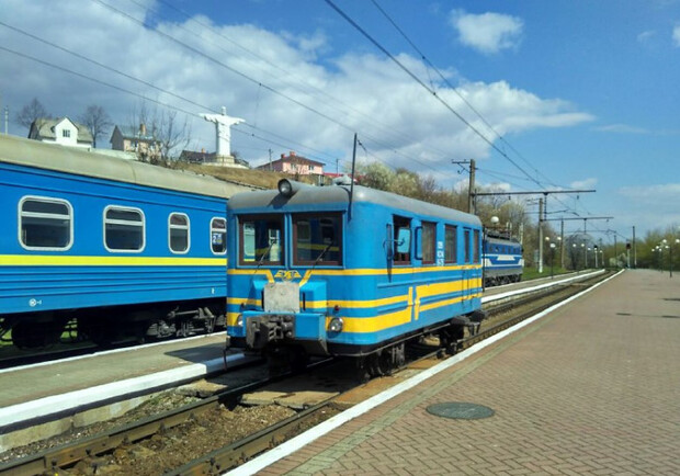 Стало відомо, скільки заробляють львівські залізничники 
