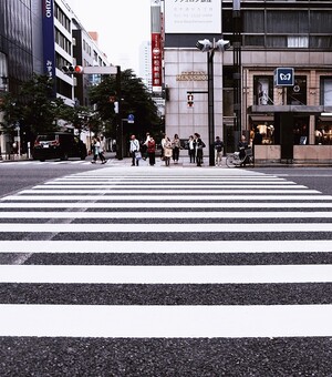 Повсюдна заміна підземних переходів наземними: що варто взяти за приклад Києву у Європи