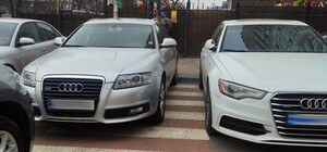 Автохами в Одесі: свіжа фотопідбірка дуже поганого паркування за тиждень