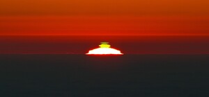 Одесит сфотографував рідкісне явище над морем (фото, відео)