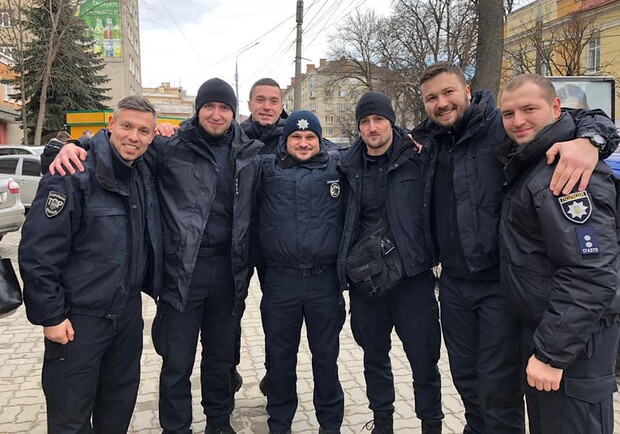 Задихнувся пакетиком із канабісом: львівських поліцейських виправдали за загибель 22-річного хлопця 
