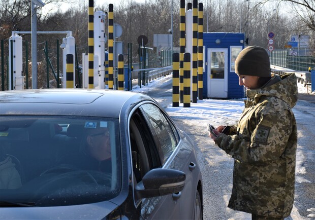 Яка ситуація в пунктах пропуску на західному кордоні України 