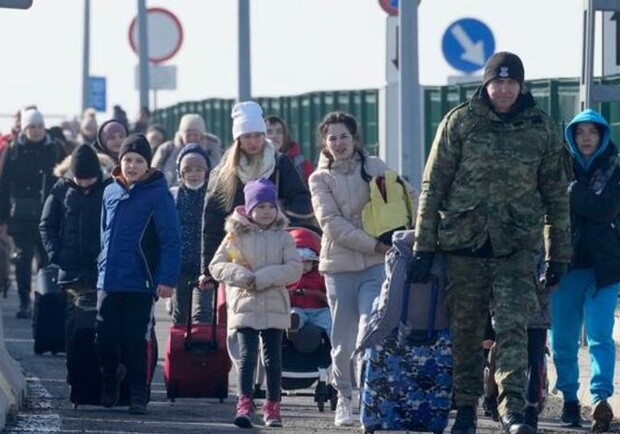 В яких пунктах пропуску на західному кордоні України відкриті піші переходи 