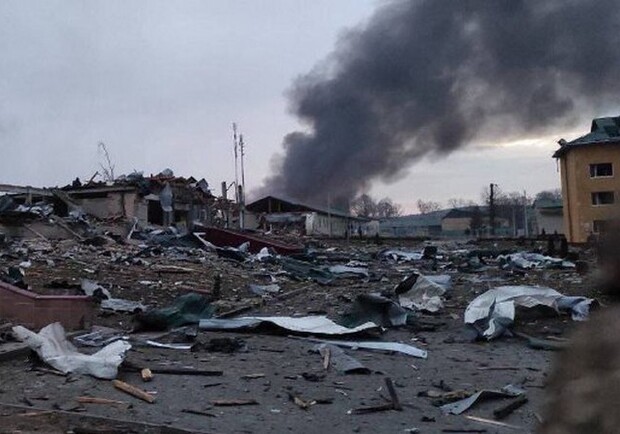 Кількість жертв внаслідок авіаудару по Львівській області зросла у чотири рази. 