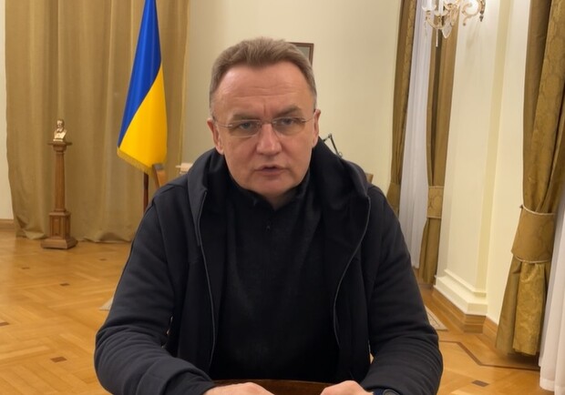 Не аеропорт: Андрій Садовий прокоментував ракетний обстріл Львова. 