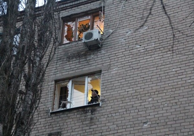 Внаслідок авіаудару у львівських будинках повибивало вікна. 