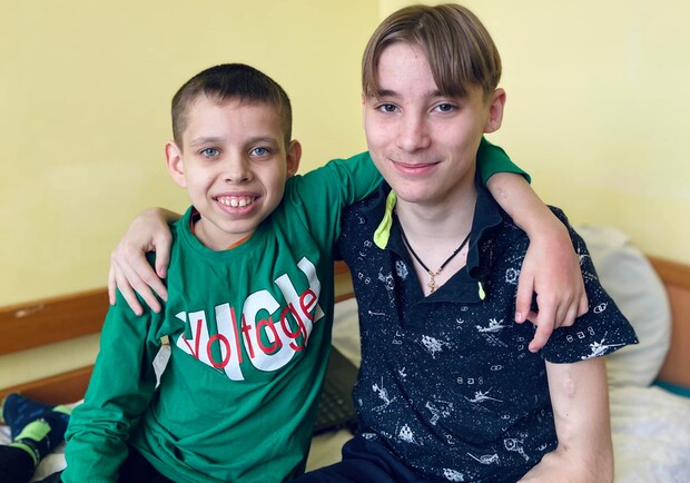 У львівській лікарні двом евакуйованим з Києва дітям пересадили нирки 