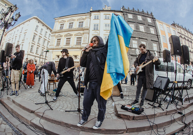 У Львові проводять благодійні концерти на підтримку Збройних сил України 