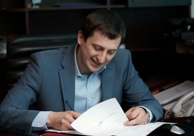 Керівника Держгеокадастру Львівщини підозрюють у роздачі землі на 113 мільйонів гривень. 