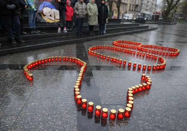 У Львові провели мовчазну акцію, присвячену пам’яті за загиблими під час війни дітьми 