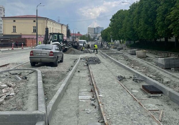 У Львові відновили реконструкцію вулиці Шевченка. 