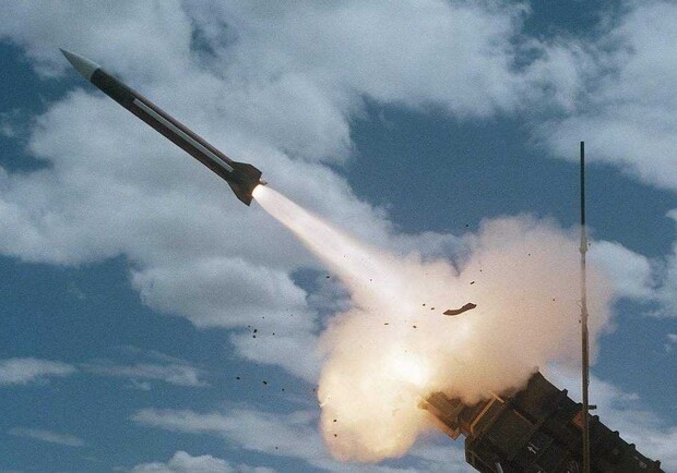 Росіяни випустили ракети по Львівській області з підводних човнів — дві з них збила ППО 