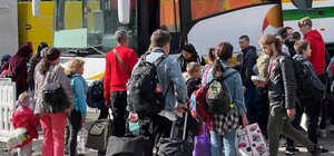 Львівщина відправила у Британію 109 дітей-сиріт, які приїхали із зон бойових дій