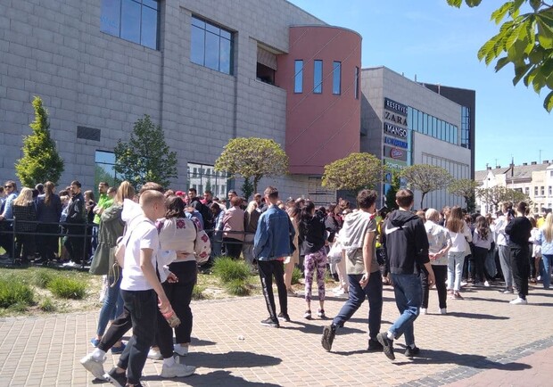Через повідомлення про замінування з Forum Lviv евакуювали відвідувачів 