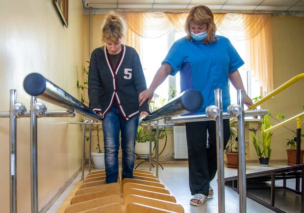 У Дніпрі відновив роботу центр реабілітації для людей з інвалідністю: які умови та як записатися