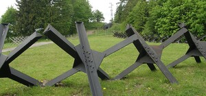 У Київській області крадуть протитанкові їжаки та здають на металобрухт