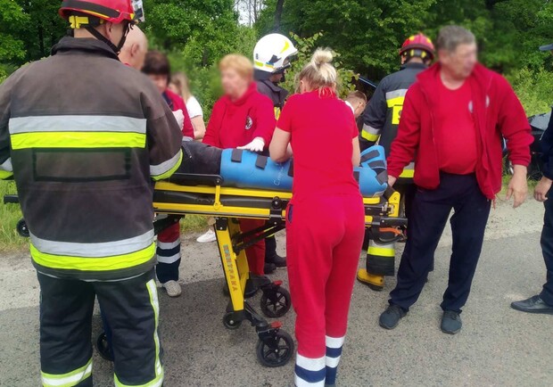 В аварії на трасі Дрогобич-Стрий постраждали семеро людей 
