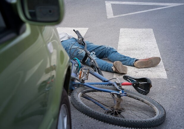 На Чорновола у Львові збили велосипедиста 