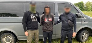 На Київщині переправляли через кордон чоловіків за 6000 доларів