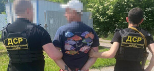 Під час окупації Київщини група автокрадіїв викрала машини з місцевого складу