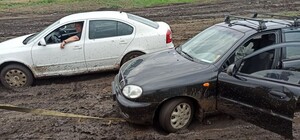 У Запорізькій області на об'їзній дорозі застрягли 60 автомобілів