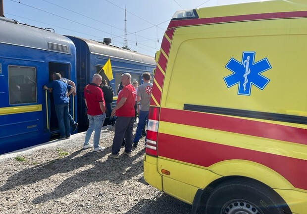 Евакуація важкопоранених і черги на кордоні: як минула доба на Львівщині 