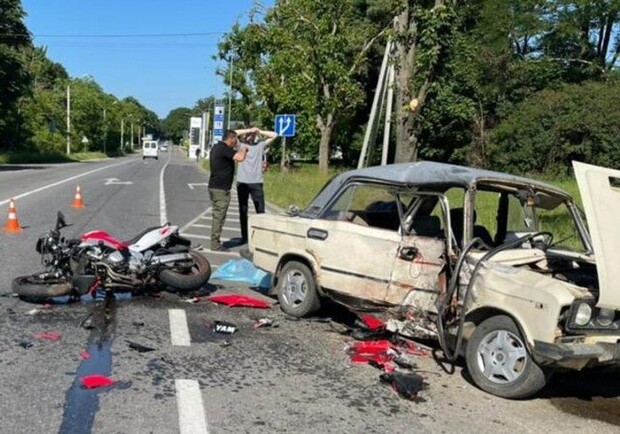 В ДТП на трасі Львів – Краковець загинув 23-річний мотоцикліст 