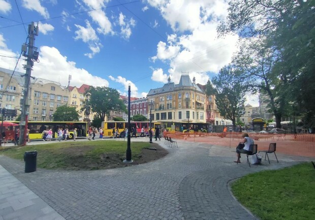Площу Галицьку у Львові відкриють для пішоходів 