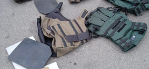 У Києві шахрай продавав волонтерам неякісні бронежилети