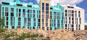 Львівський забудовник закопує будівельне сміття у міському парку