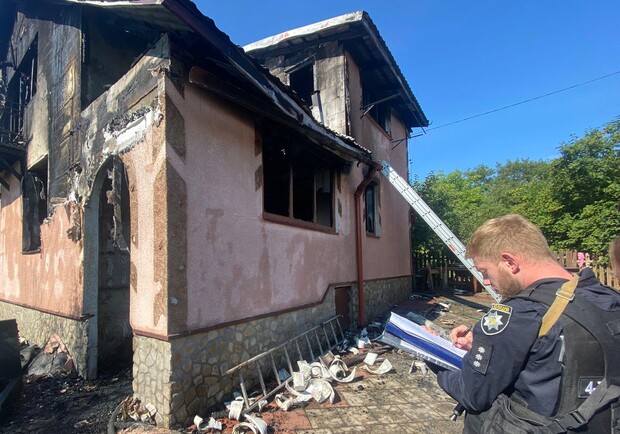 Під час пожежі у Малих Грибовичах загинули двоє дітей. 