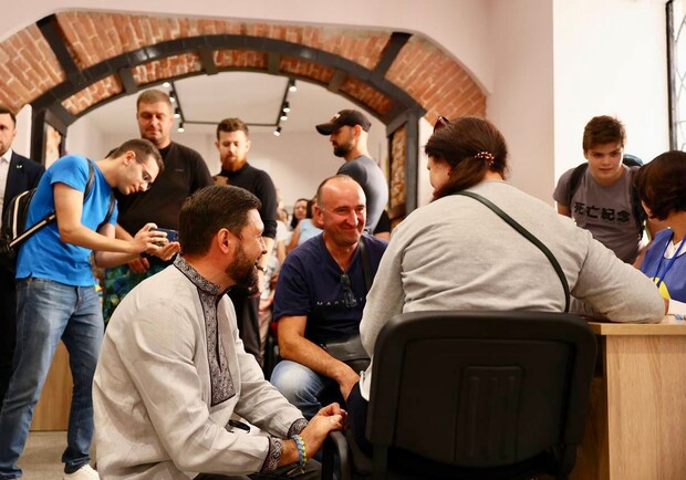 «Я – Маріуполь»: у Львові відкрили центр підтримки переселенців. 