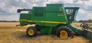 На Дніпропетровщині комбайн підірвався на ворожій міні