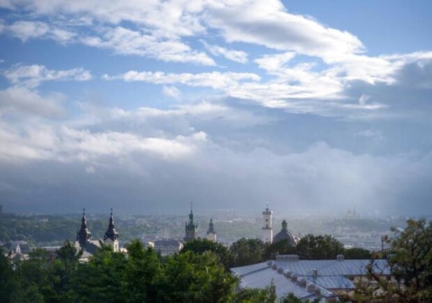 У Львові і області оголосили штормове попередження, також очікується підйом рівня води у річках 
