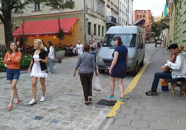 З 1 вересня платний в’їзд у пішохідну зону Львова обмежили. 