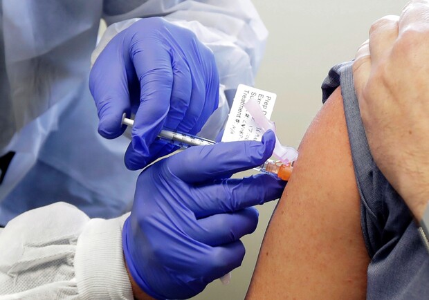 Львівська область отримала 4 тисячі доз вакцини Janssen від коронавірусу 