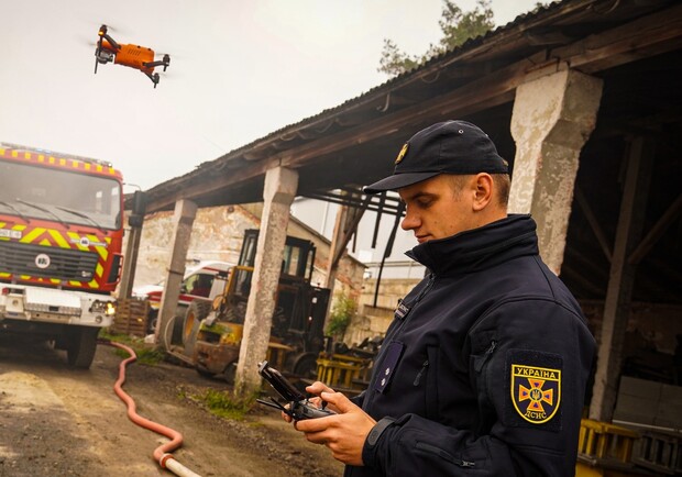На Яворівщині горів склад 