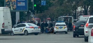 У Дніпрі водій збив на пішохідному переході трьох людей, тікаючи з місця ДТП