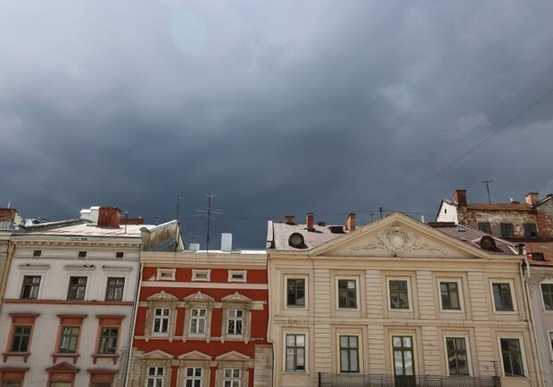 У Львові оголосили штормове попередження 