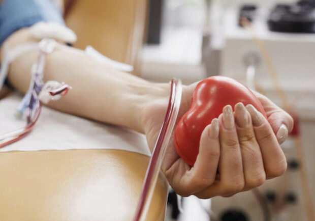 У львівських лікарнях потребують усіх груп донорської крові 